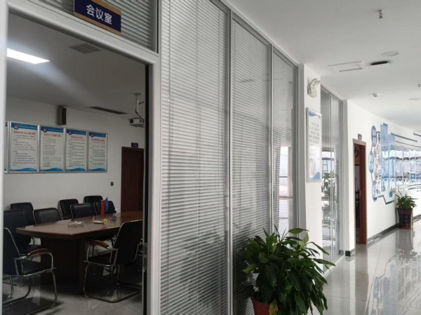 湖南晴洋建設(shè)有限公司,邵陽瀝青攪拌樓,攤鋪機,壓路機,膠輪壓路機